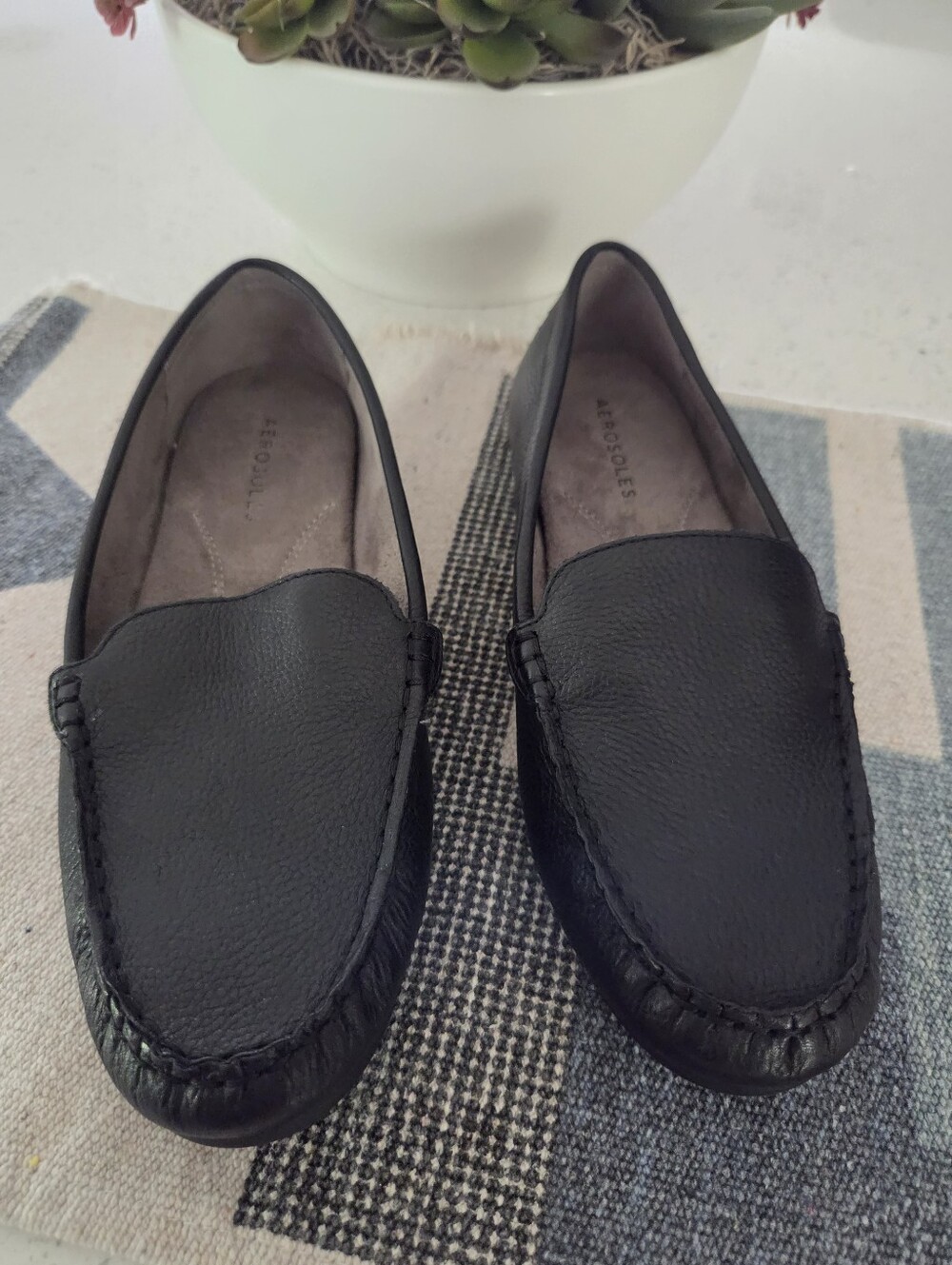 AEROSOLES Over Drive Women’s Black Leather Loafer Flats Size 7.5